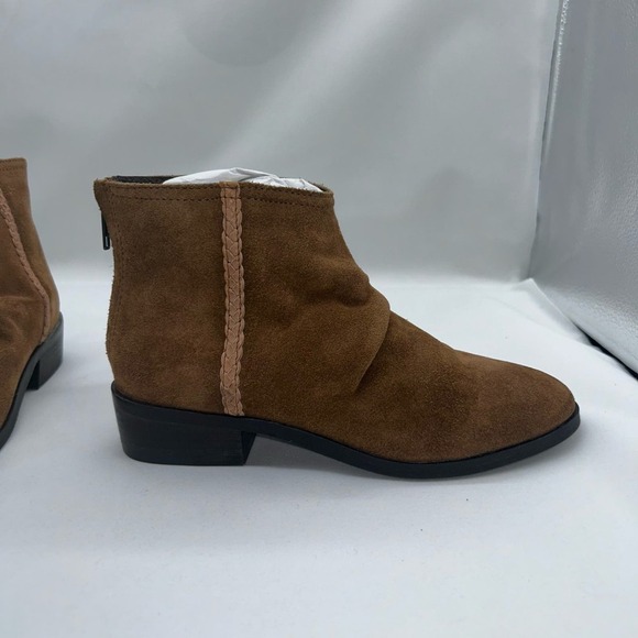 Journee Signature Boots Womens 6 1/2 Cognac Brown Leather Slouch Bree Ankle NEW - Picture 5 of 11